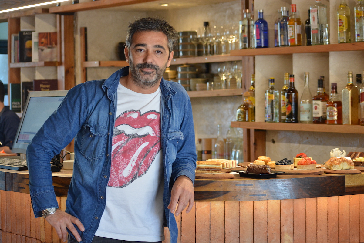 Miguel Escalante: «Se va armando una rueda en la que te das cuenta que tu vida se basa en recorrer, trabajar y experimentar»