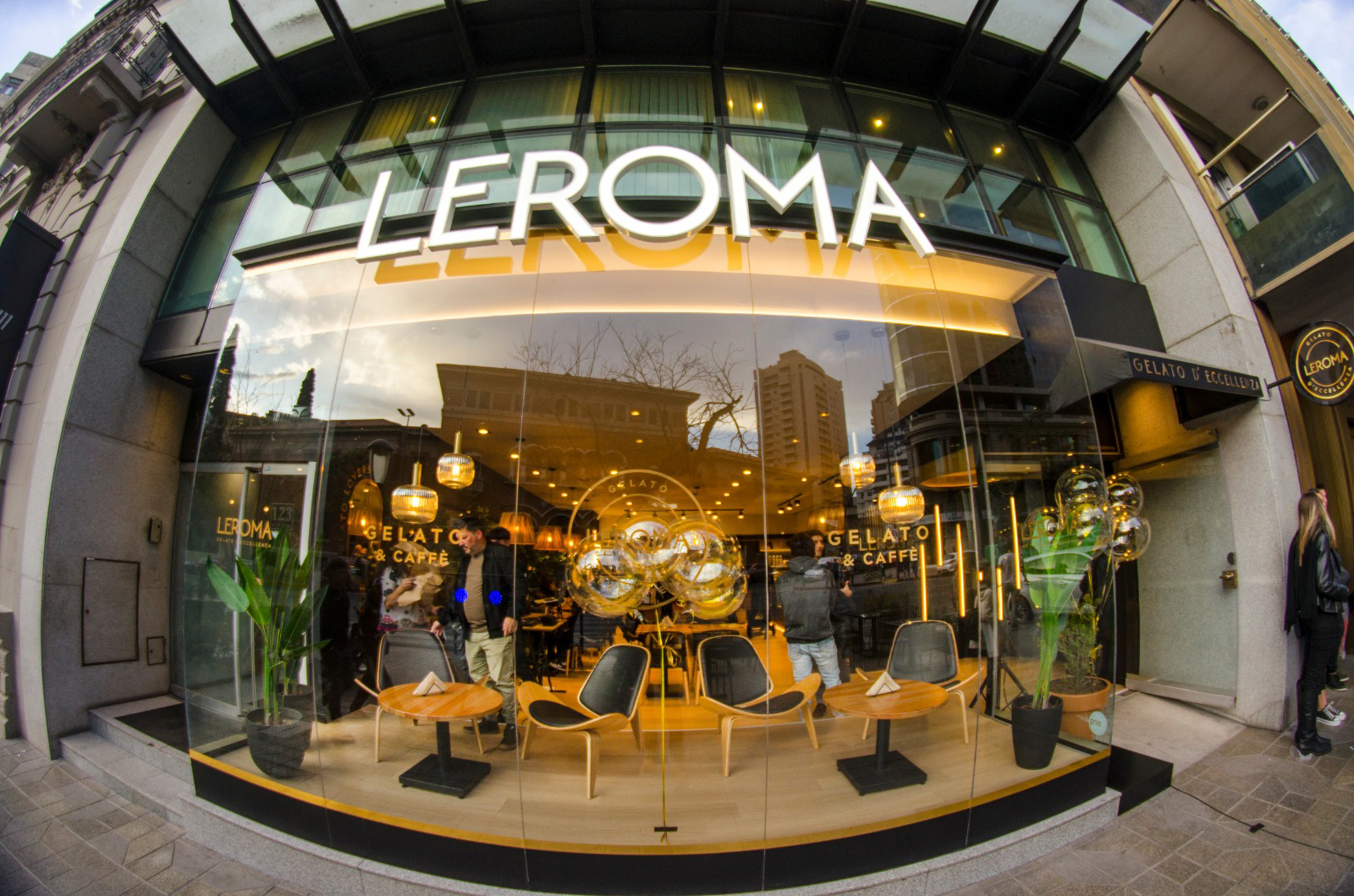 Leroma se expande y piensa en franquicias para llegar al interior