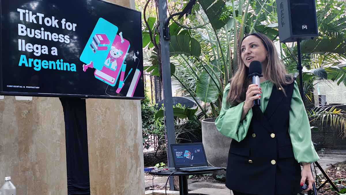 Teléfono para tu CM: desembarca en Argentina Tik Tok for Business