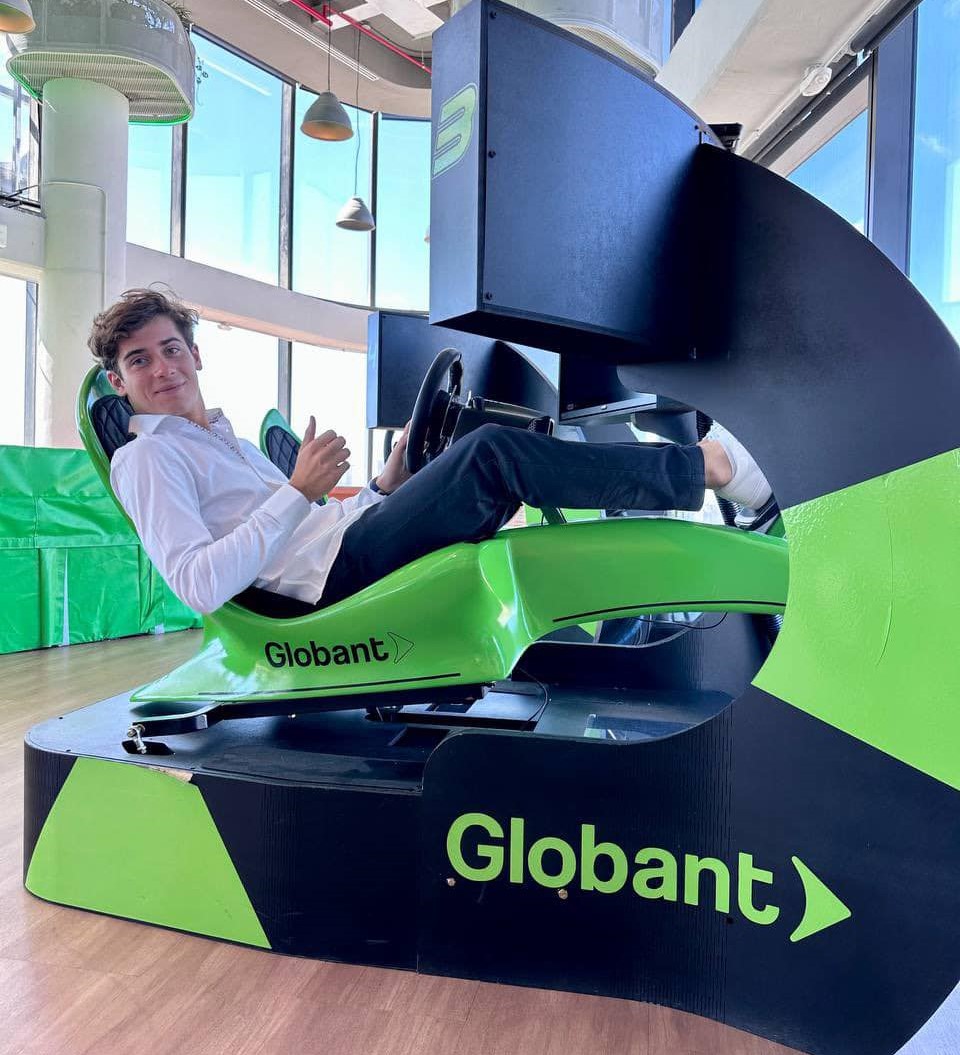 Boom de simuladores de F1: pyme cordobesa ya vendió 500 monoplazas y busca exportar