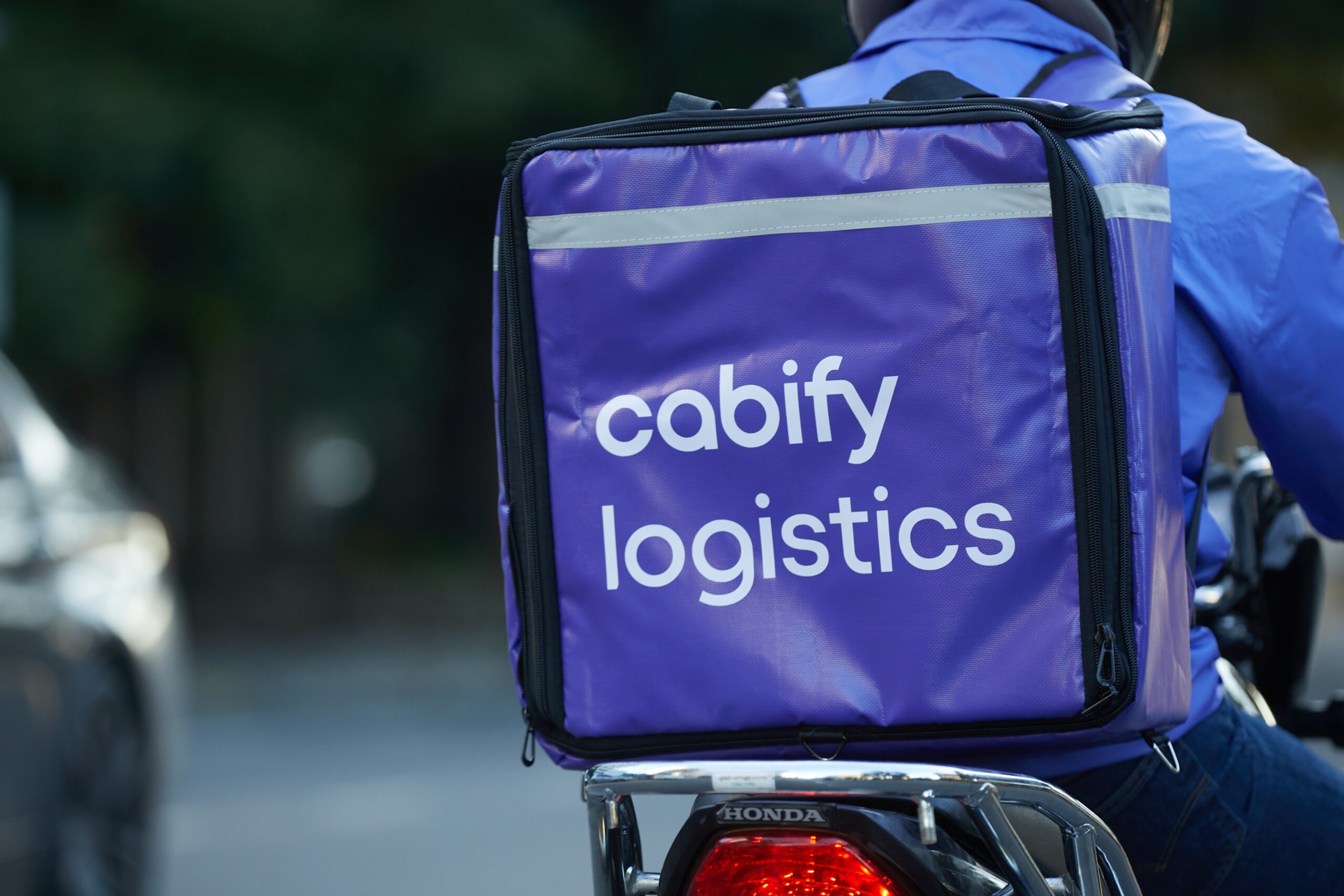 Así es la propuesta de Cabify Logistics: envíos rápidos y sostenibles para tu negocio