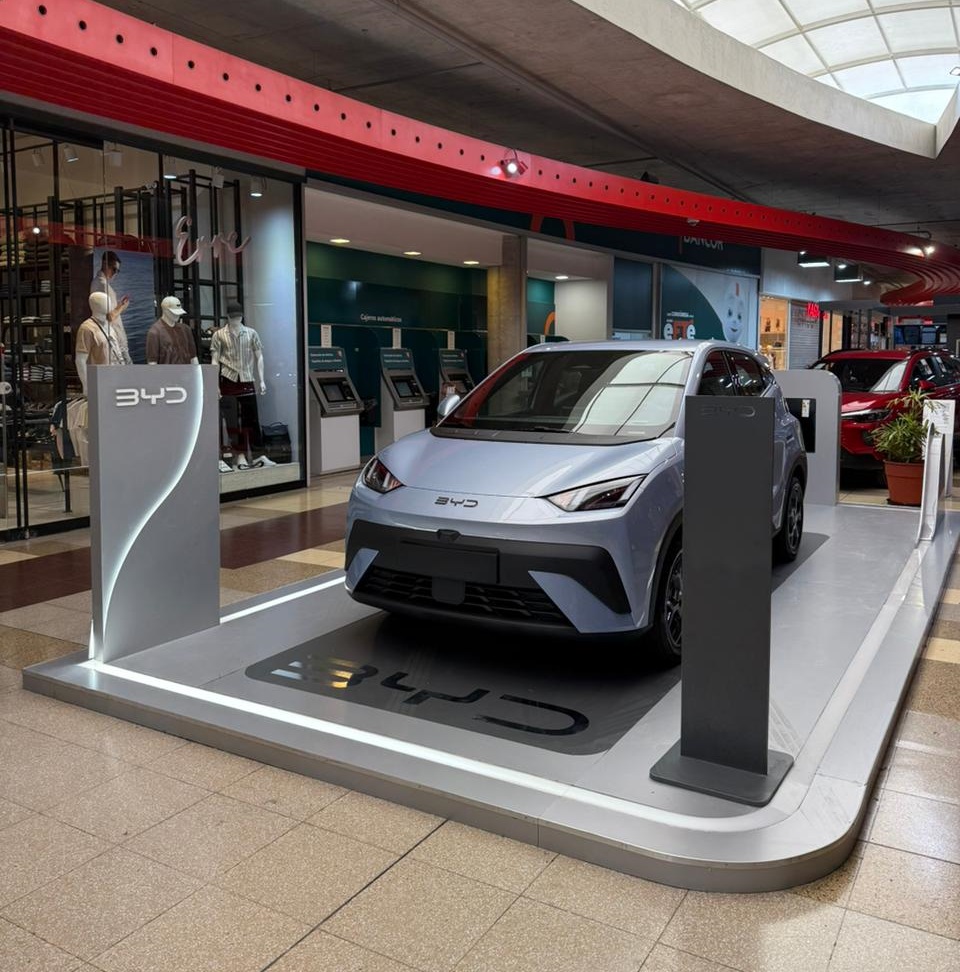 Movilidad eléctrica en Córdoba: BYD debutó con pruebas de manejo y stand oficial