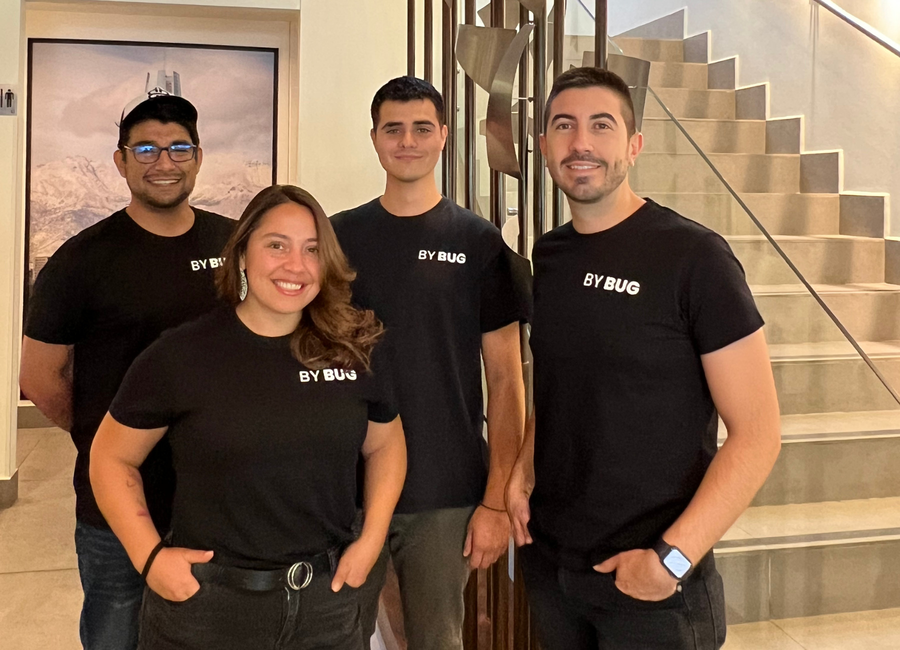 Cómo trabaja ByBug, la cordobesa que convierte insectos en biofábricas para transformar la salud animal