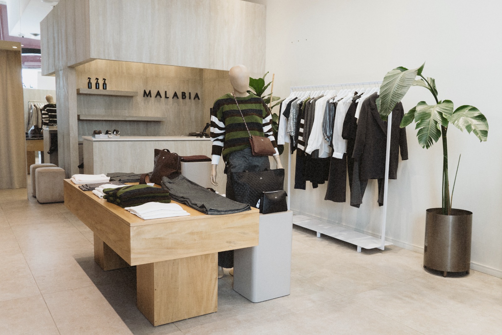 “Esta crisis supera la pandemia”: Malabia redefine su estrategia con uniformes para empresas y producción internacional