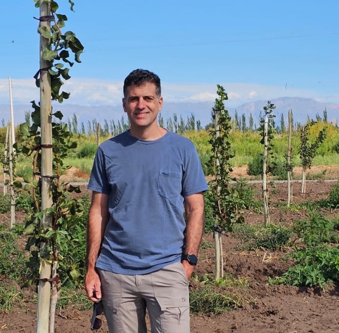 Del ladrillo al campo: el modelo que busca democratizar inversiones agroindustriales desde US$ 33.000