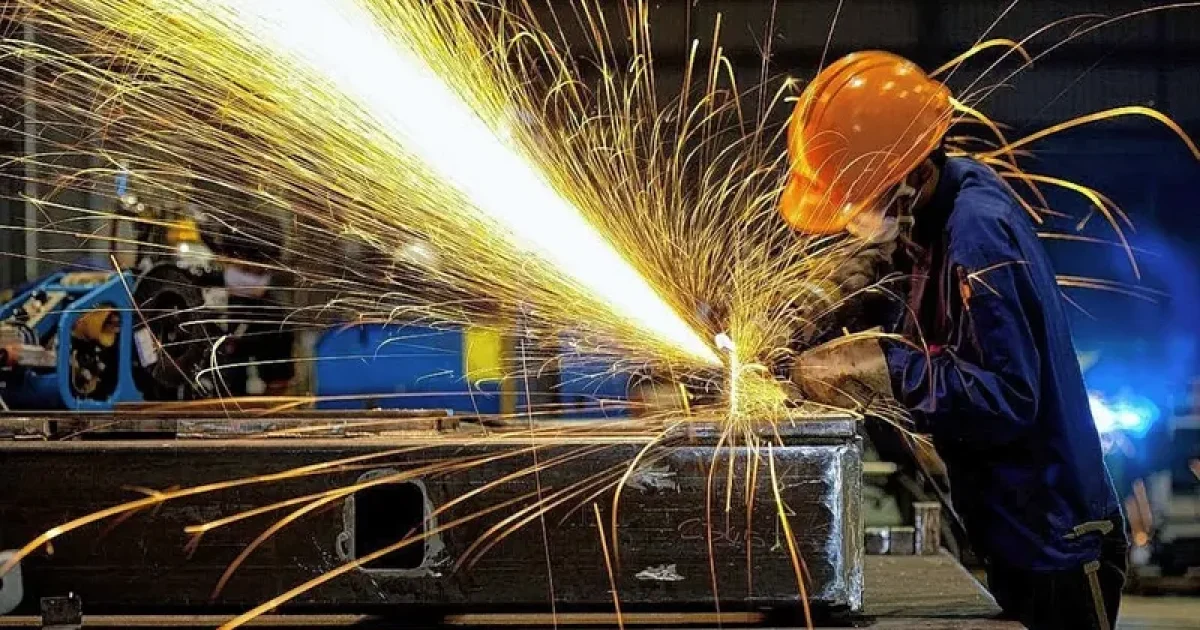La metalurgia sigue sin despegar: Córdoba cayó 4,1% y persiste la cautela empresaria