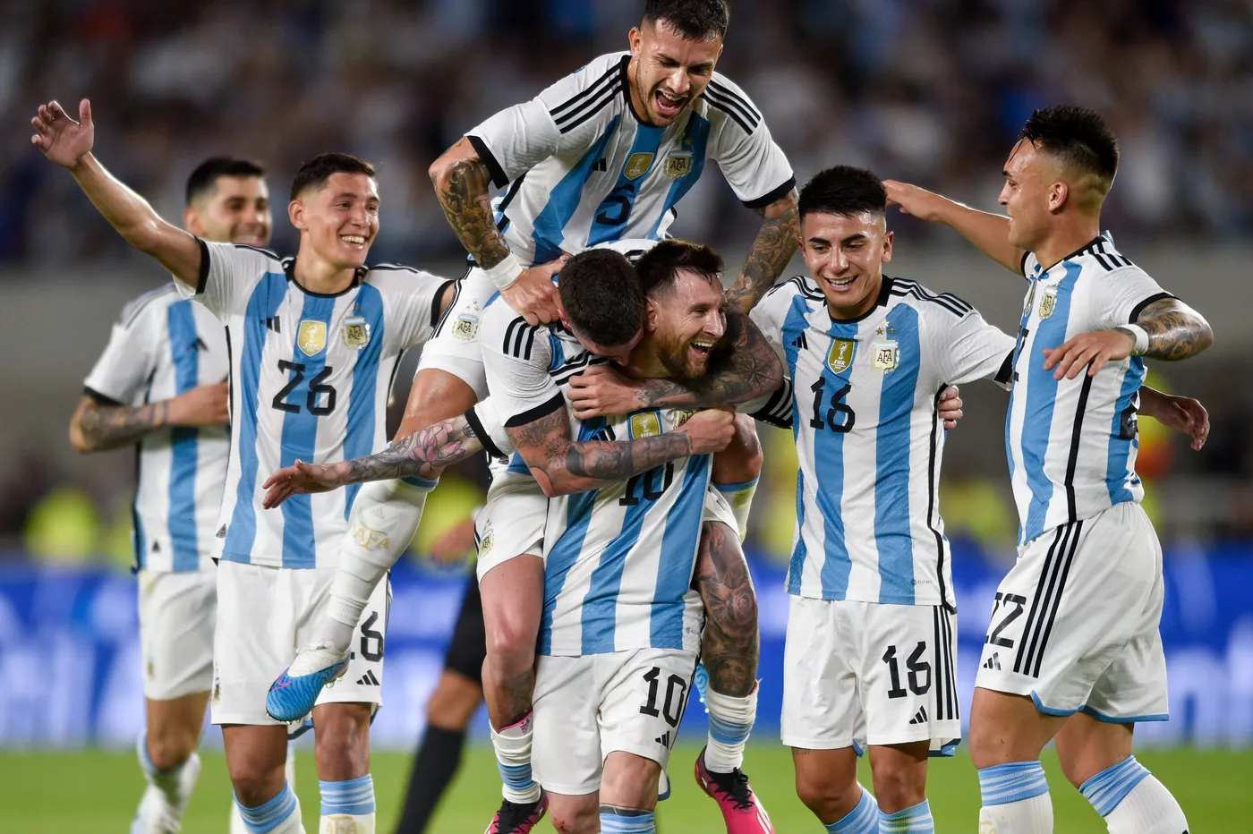 Ni una copa alcanza: el Mundial no cambia lo que los argentinos piensan de Milei
